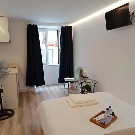 Sylhet Guest house Lisbon